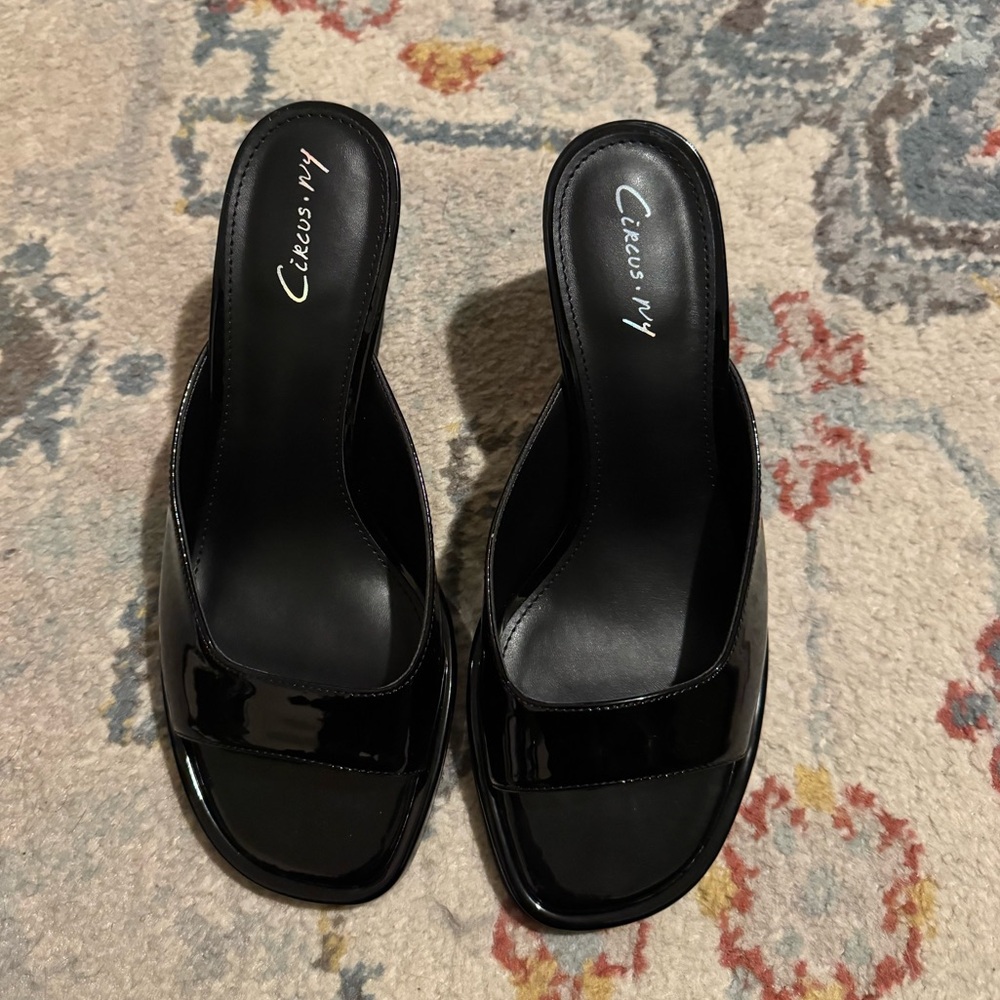 Sam Edelman Hadie Heel